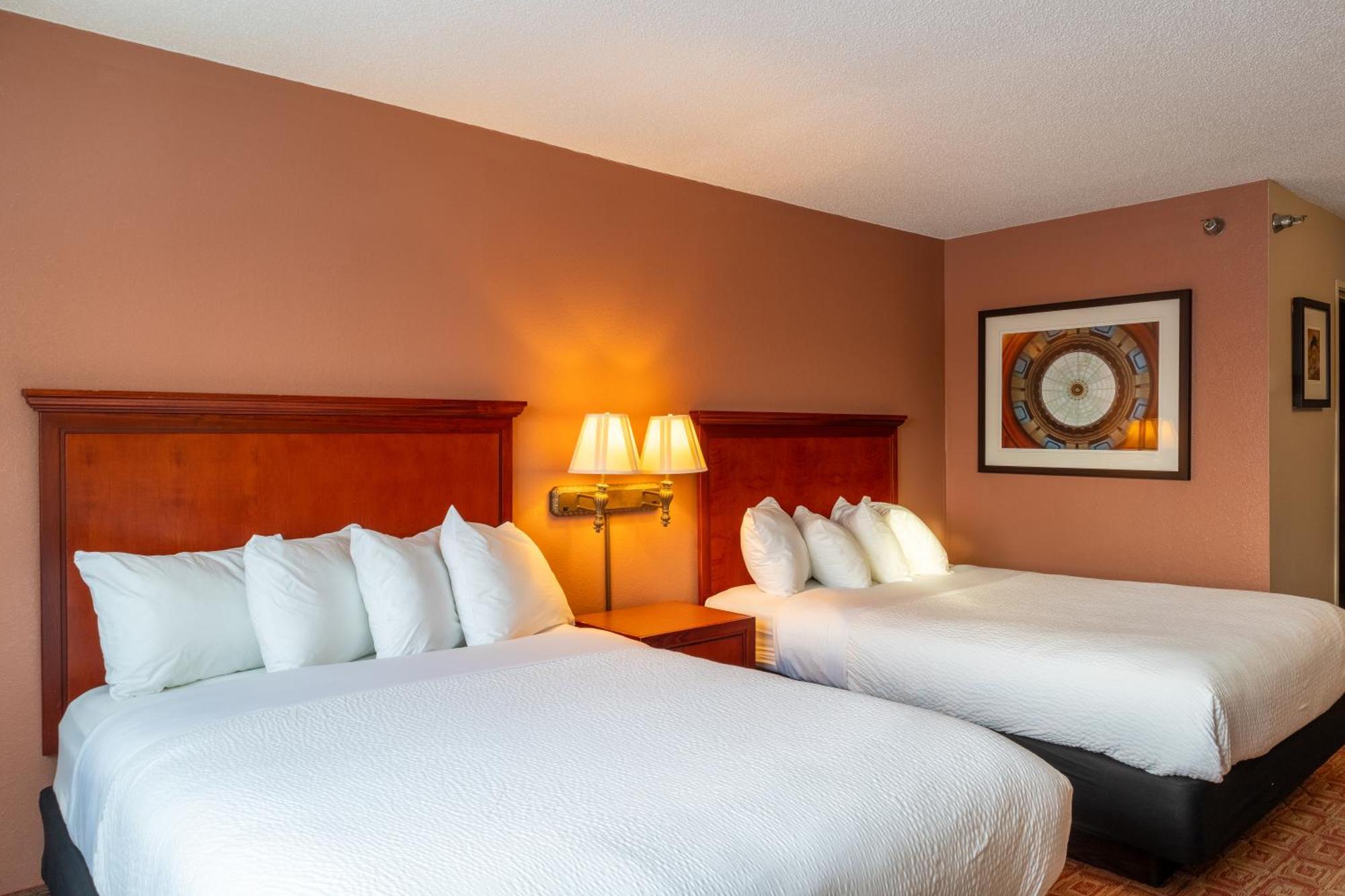 Norland Inn & Suites Roseau Room photo