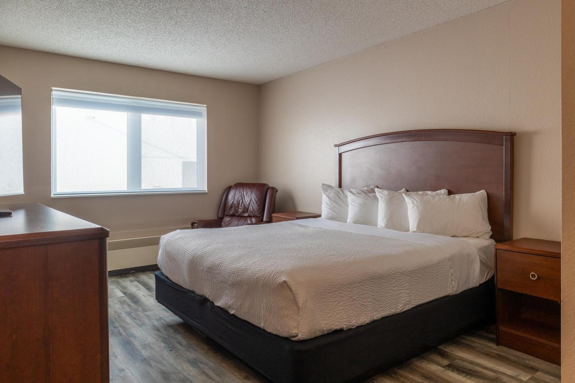 Norland Inn & Suites Roseau Room photo