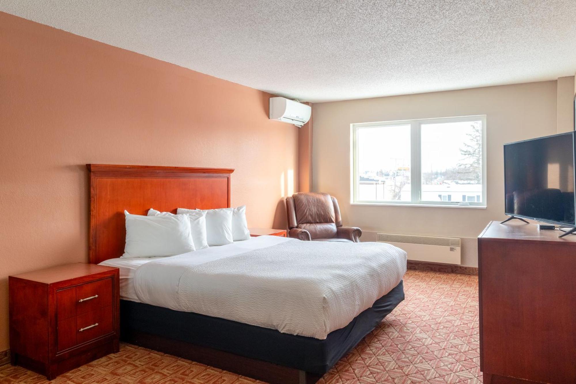 Norland Inn & Suites Roseau Room photo